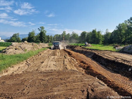 Izgradnja protipoplavnega nasipa Šmarca–Nožice, t.i. etapa 1 (11)